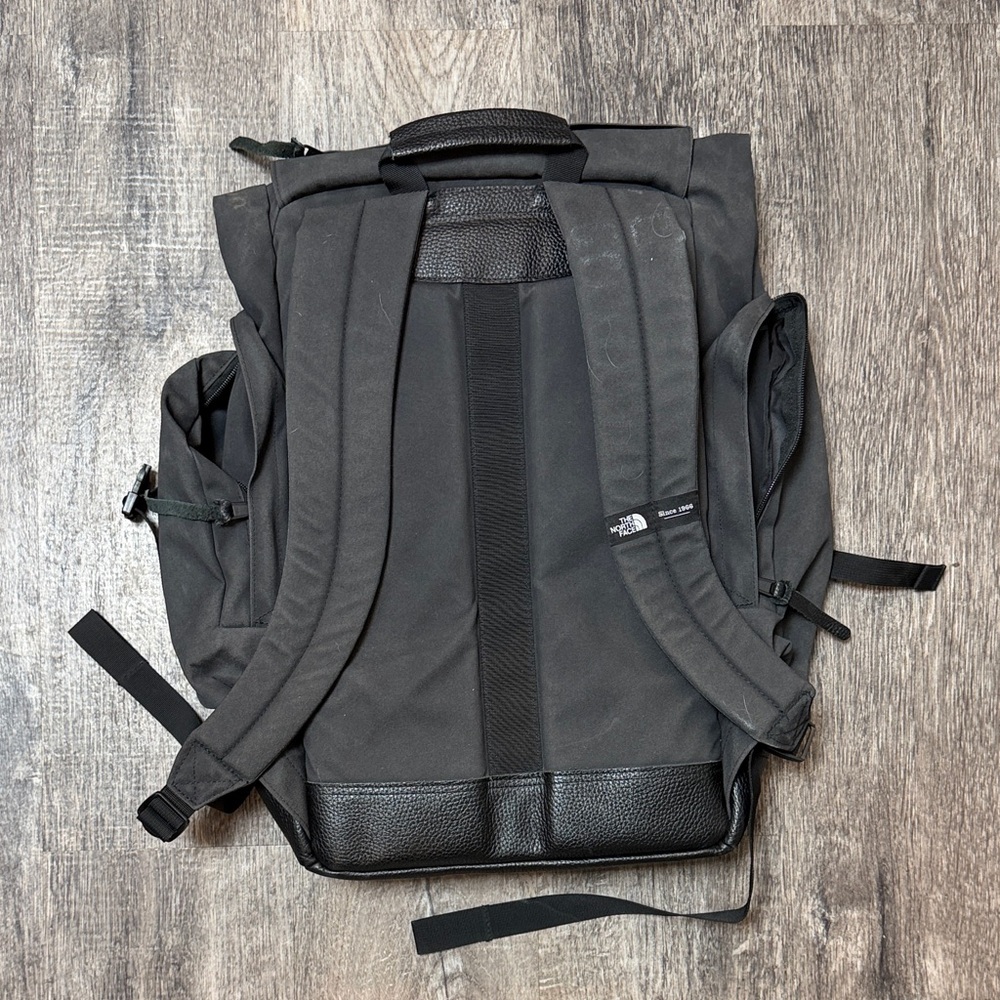 The North Face Charcoal Black Backpack - Picture 2 of 2